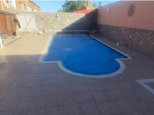Casa en alquiler en Las Ventas De Retamosa, Castilla-La Mancha