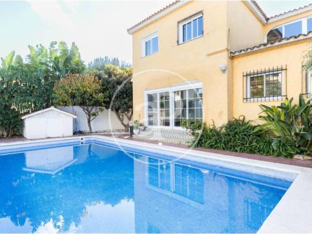 Casa en alquiler en el Camp de Túria, Valencia