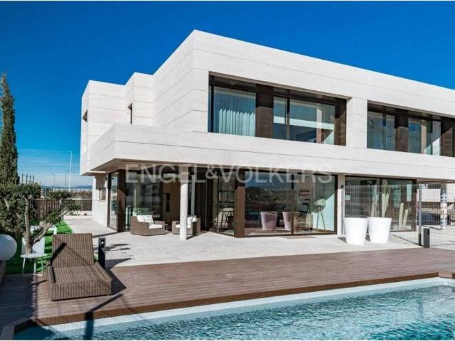 Casa en alquiler en Majadahonda