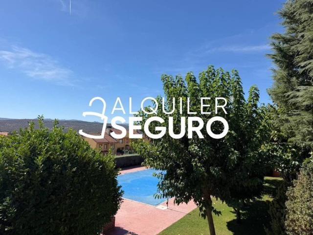 Casa en alquiler en Manzanares El Real, Madrid