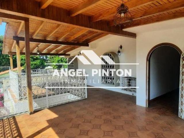 Casa en alquiler en Cacique Mara, Maracaibo