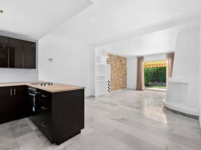 Casa en alquiler en Nueva Andalucía, Costa del Sol Occidental