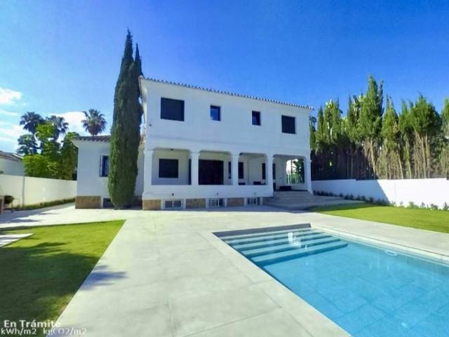 Casa en alquiler en Marbella, Nueva Andalucía