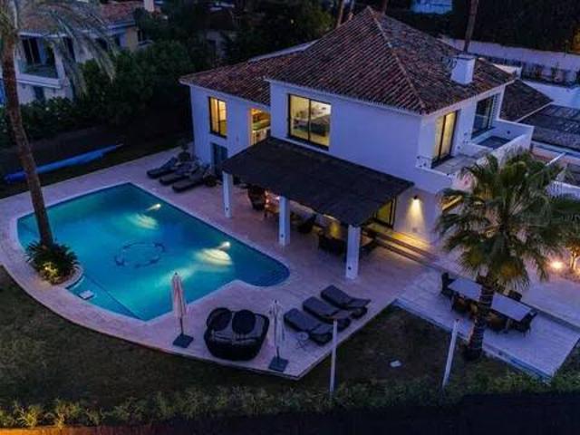 Casa en alquiler en Nueva Andalucía, Costa del Sol Occidental
