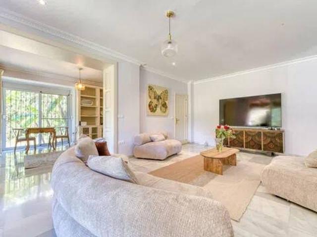 Casa en alquiler en Nueva Andalucía, Costa del Sol Occidental