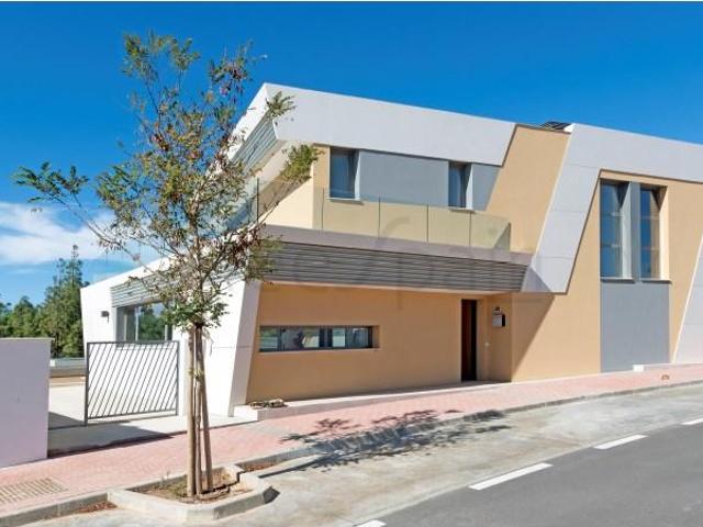 Casa en alquiler en Chaparral, Mijas