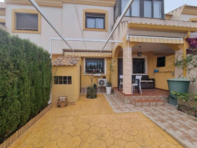 Casa en alquiler en Monforte Del Cid, Valencia