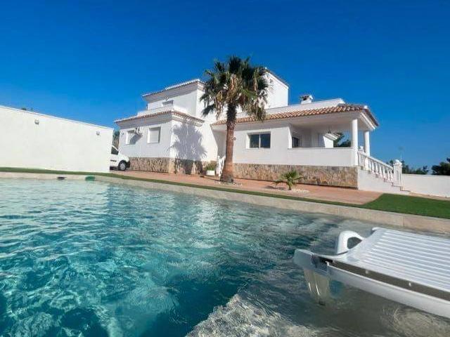 Casa en alquiler en Alicante