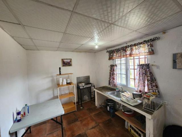 Casa en Alquiler en Nombre de Dios La Guaira Colón 78 m2. 3 hab