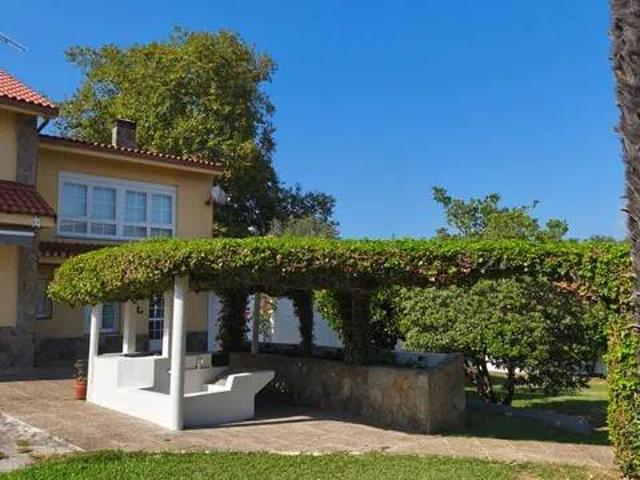 Casa en alquiler en Oleiros, A Coruña