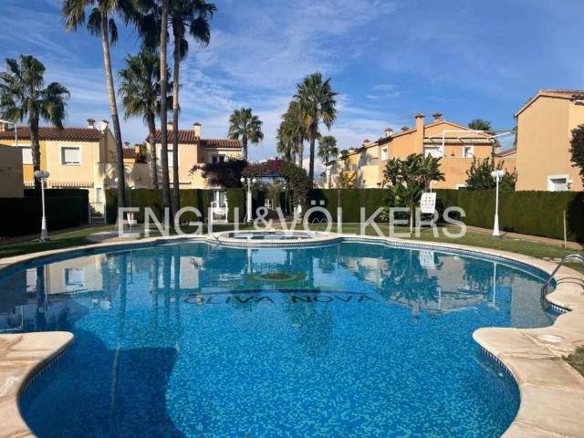 Casa en alquiler en Oliva, Valencia