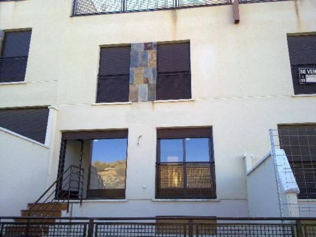 Casa en alquiler en Ontígola, Castilla-La Mancha