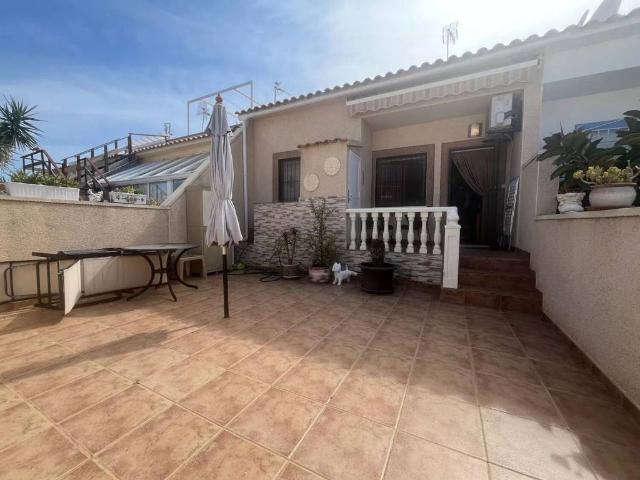 Casa en alquiler en Orihuela, Urbanización La Florida