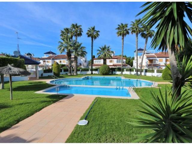 Casa en alquiler en Pilar De La Horadada