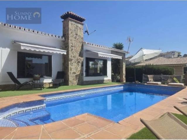 Casa en alquiler en La Axarquía, Andalucía