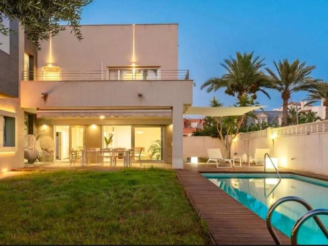 Casa en alquiler en Roquetas De Mar, Aguadulce