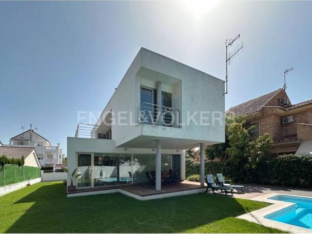 Casa en alquiler en el Camp de Morvedre, Valencia