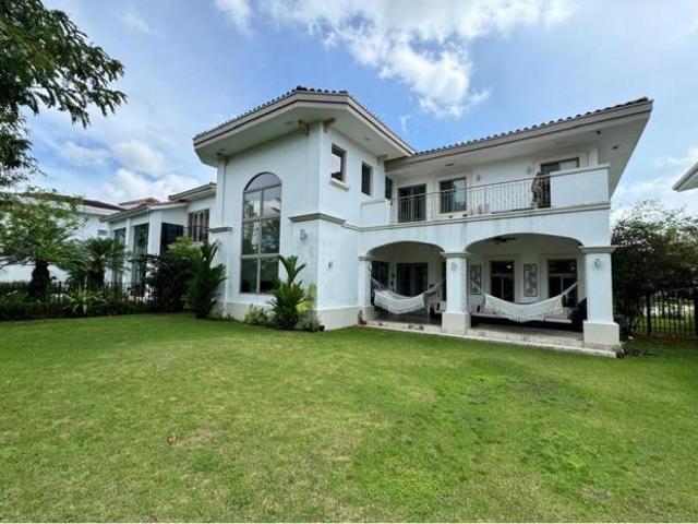Casa en alquiler en santa maría, panamá
