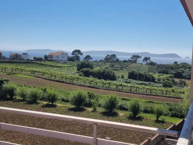 Casa en alquiler en Sanxenxo, Montalbo
