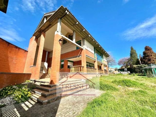 Casa en alquiler en Urbanización La Fresneda, Siero