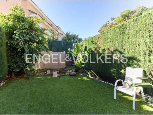 Casa en alquiler en Godella, València / Valencia