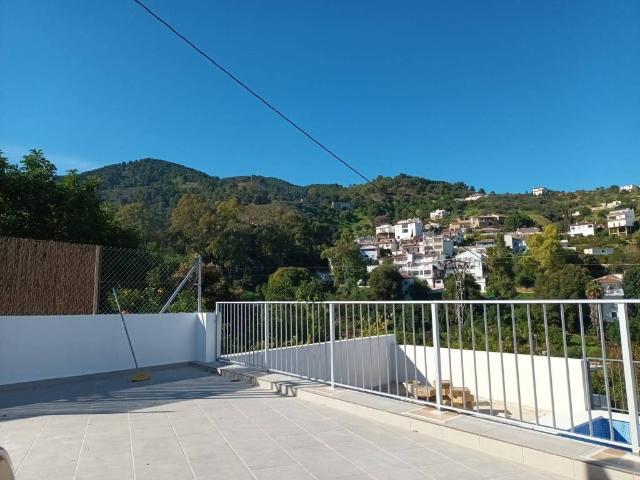 Casa en alquiler en Tolox