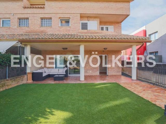 Casa en alquiler en Torrent