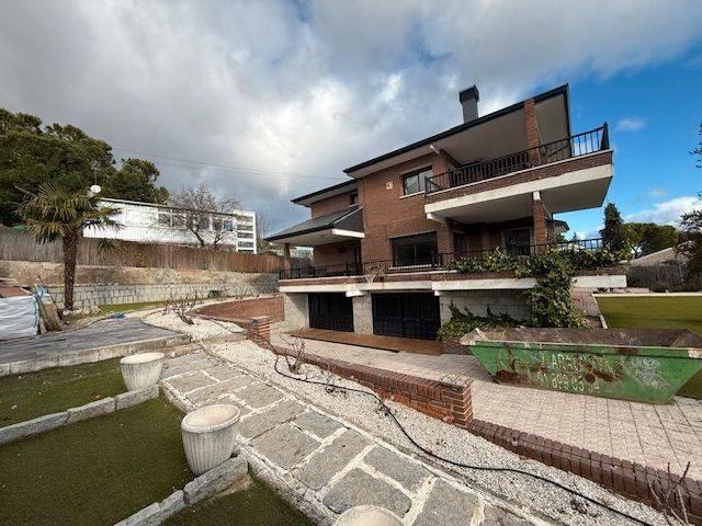 Casa en alquiler en Valdemorillo, Madrid