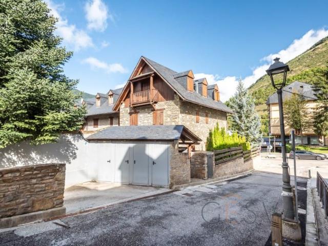 Casa en alquiler en Vielha E Mijaran, Lleida