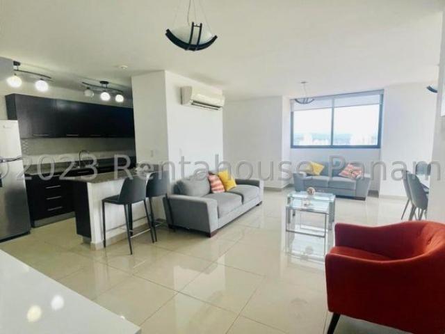 Casa en Alquiler en Villa de Las Fuentes Los Santos 115 m2. 2 hab