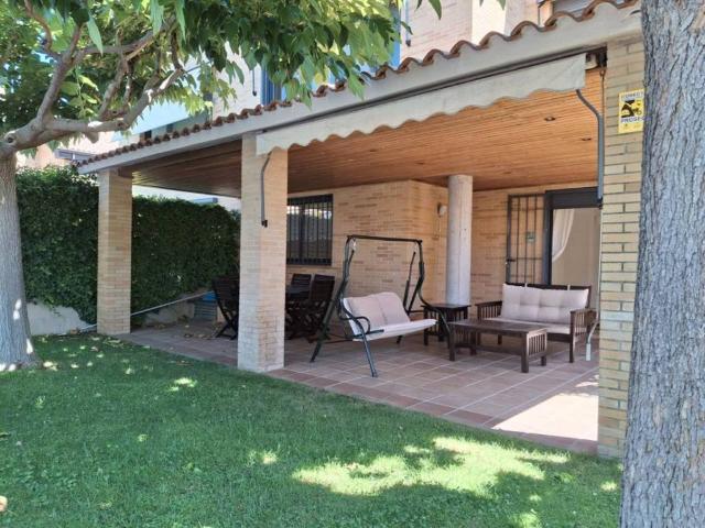 Casa en alquiler en Villanueva De La Cañada