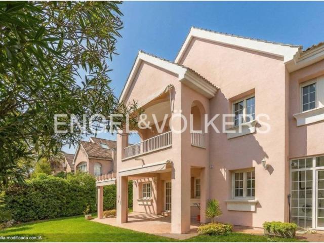 Casa en alquiler en Villanueva De La Cañada, Madrid