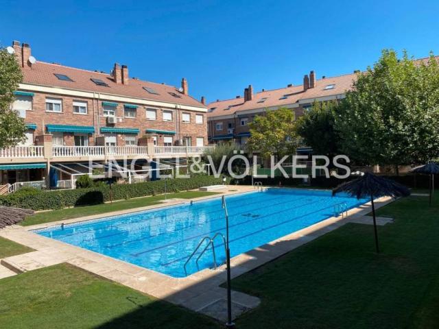 Casa en alquiler en Villanueva Del Pardillo, Madrid