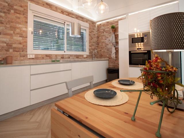 Chalet en alquiler en Cerro-Amate, Sevilla