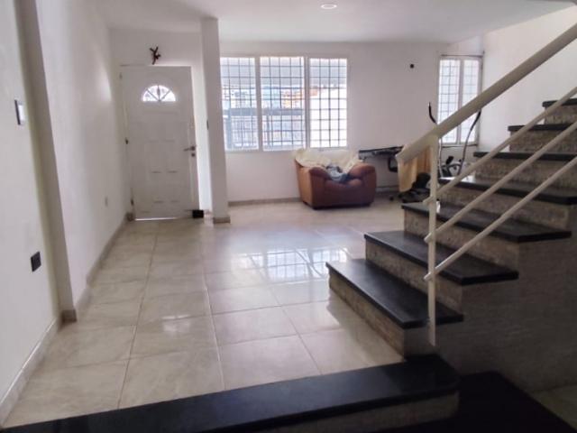 Casa en alquiler en Girardot, Aragua