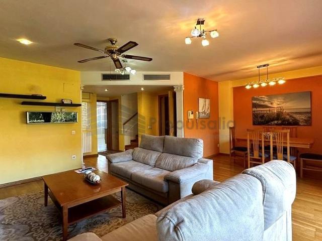 Chalet en alquiler en Sur, Zaragoza