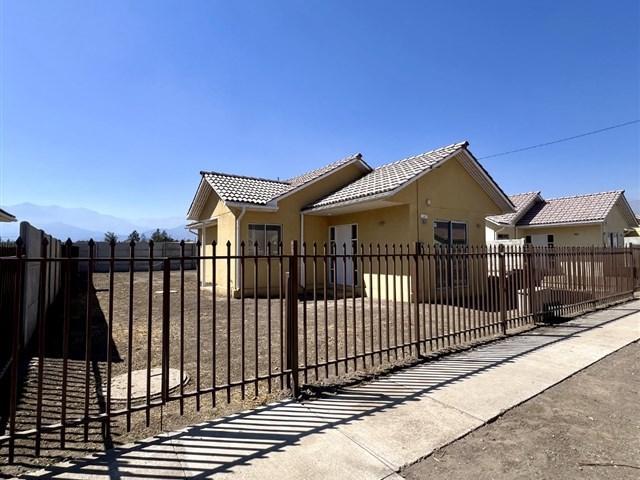Casa en arriendo en Calle Larga, Valparaíso