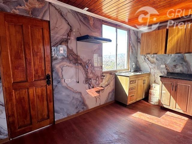 Casa en arriendo en La Aurora, Metropolitana