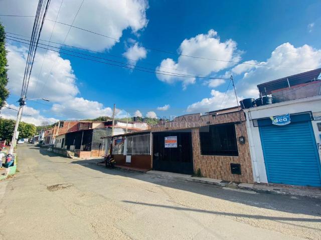 Casa en arriendo en Oriental, Los Patios