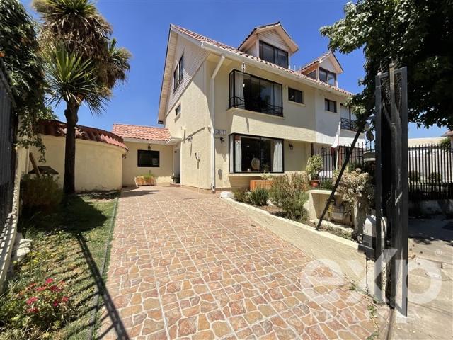 Casa en arriendo en La Florida, Metropolitana