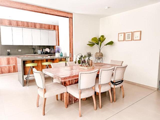Casa en arriendo en Sur, Pance