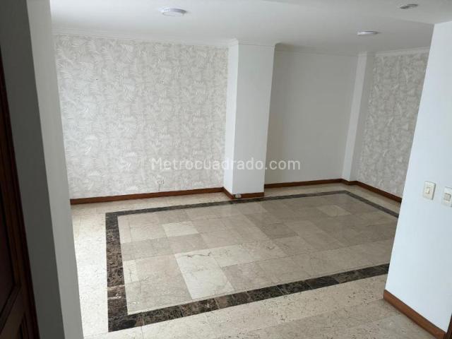 Casa en arriendo en Universidad, AMCO, Area Metropolitana Centro Occidente