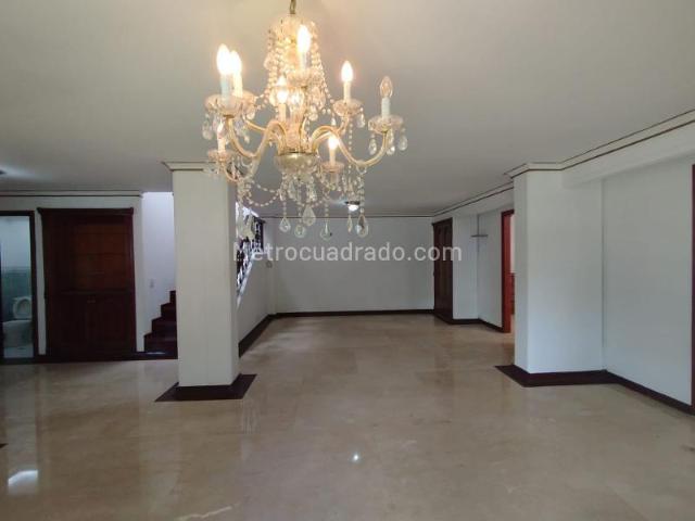 Casa en arriendo en Universidad, AMCO, Area Metropolitana Centro Occidente