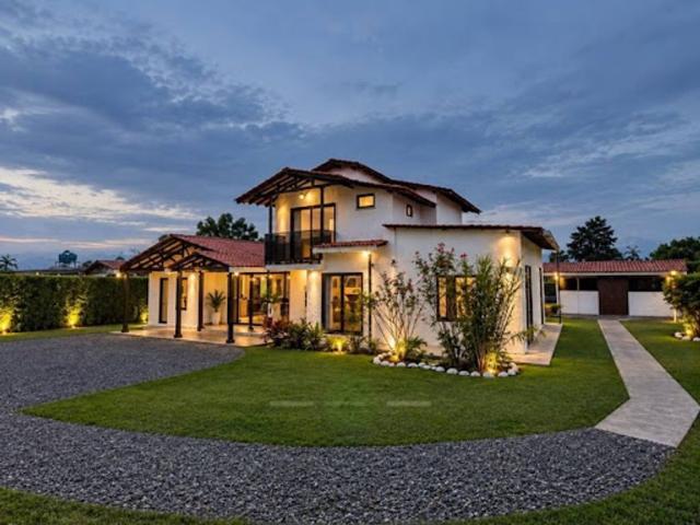 Casa en arriendo en Alcalá, Norte