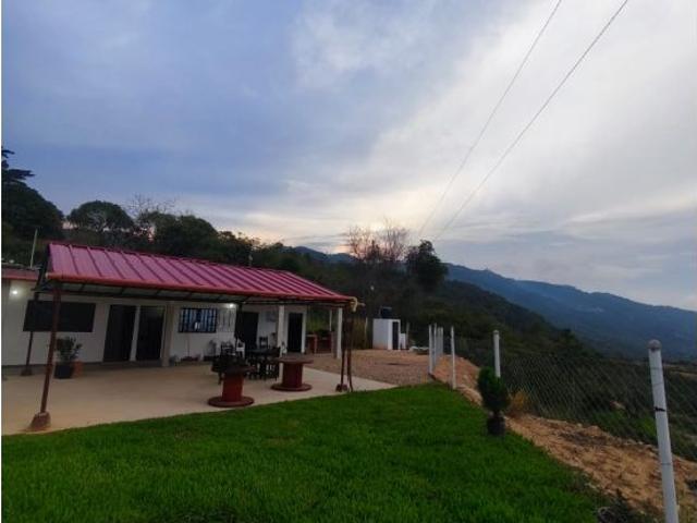 Casa en arriendo en Santander