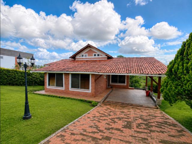 Casa en arriendo en Risaralda