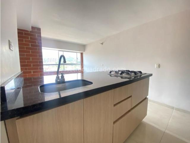 Casa en arriendo en Barrio Cristobal, Medellín