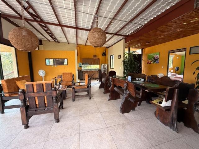 Casa en arriendo en Calarca, Quindío
