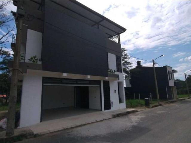 Casa en arriendo en Acacías, Meta