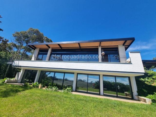 Casa en arriendo en Antioquia, El Carmen De Viboral